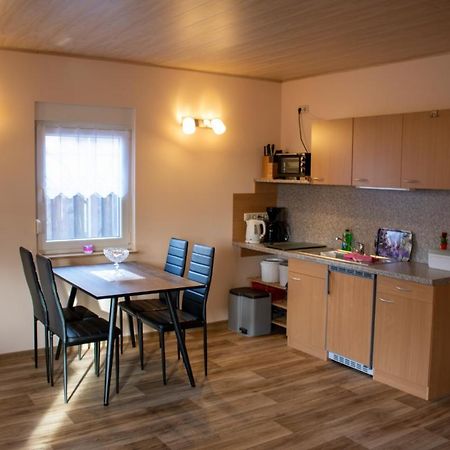 Ferienwohnung Smiley Люббенау Екстер'єр фото