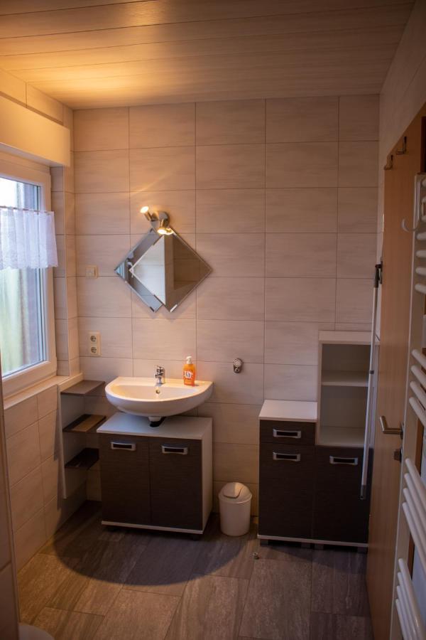 Ferienwohnung Smiley Люббенау Екстер'єр фото